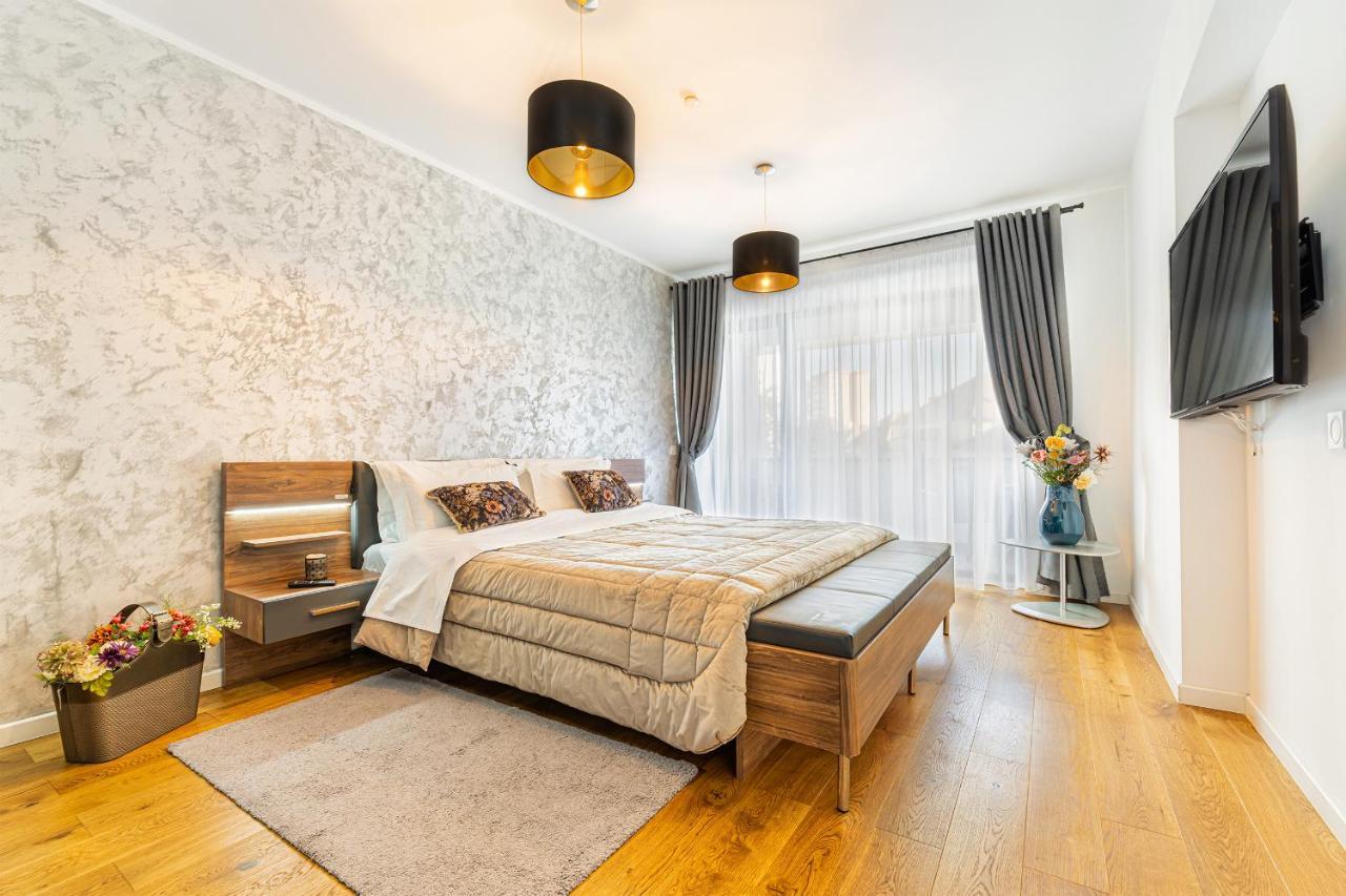 The Wolf Residence Брашов Екстер'єр фото